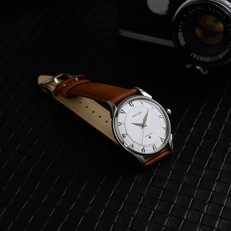 นาฬิกา Baltany S4090 หน้าปัดทร - Omega Watch Constellation บทวิจารณ์และราคา